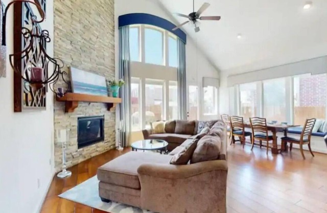Spacious Luxury home near PGA!n