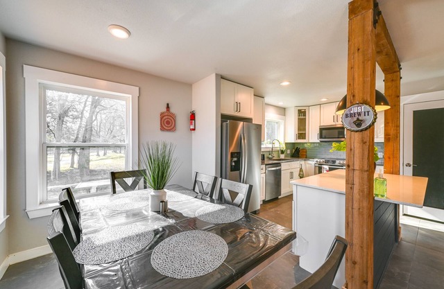 Spacious McKinney Farm Getaway w/Game Room!