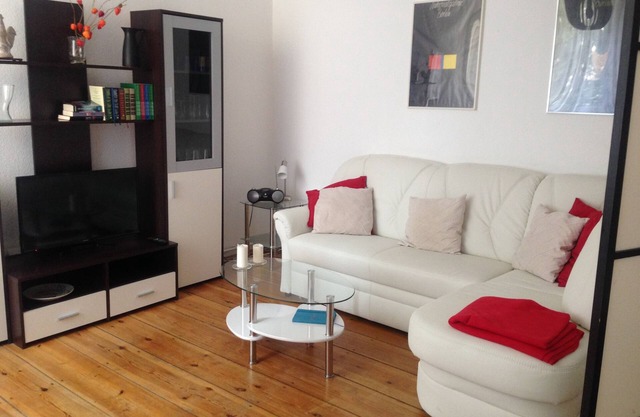Spacious, modern apartment, super central but quiet location.