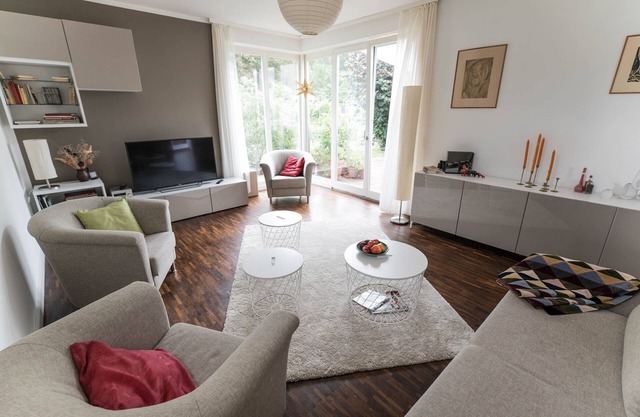 Spacious, modern dream house in a quiet location