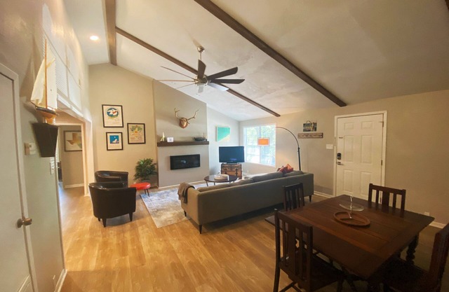 Spacious Modern Lake Retreat w/Deck! Only a short Walk to Swimming and Fishing!