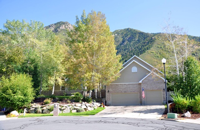 Spacious Mountain Retreat, 15 minutes to world class skiing at Alta & Snowbird