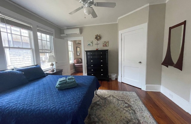 Spacious Murray Hill Getaway for One or Two