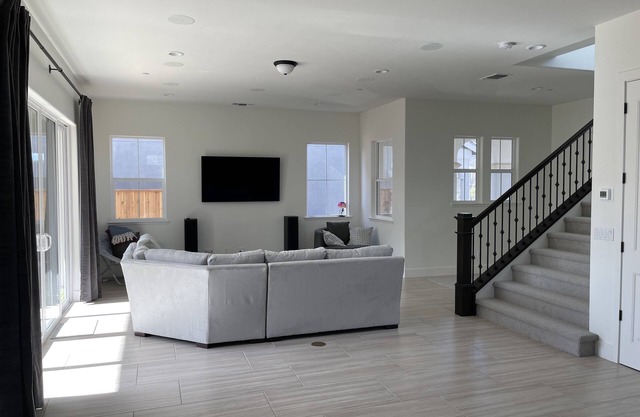 Spacious new home in Marina, minutes from Monterey Bay!