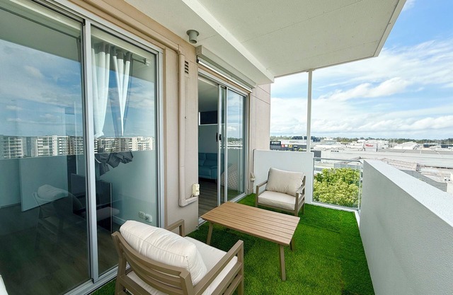 Spacious Newly Renovated 3-Bedroom Apartment Opposite Westfield Chermside