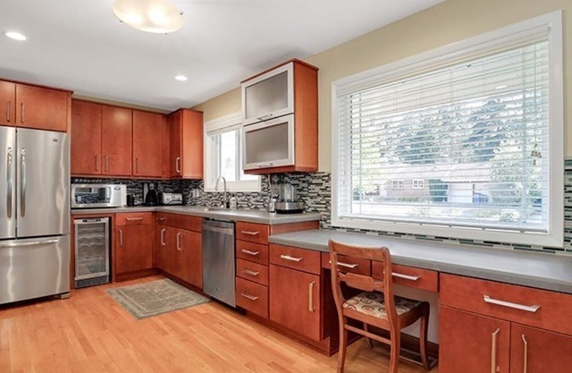 SPACIOUS, perfectly located home! Hot Tub, Pool Table, Theater Room!