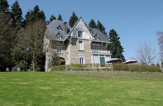 Spacious Pet-friendly Castle in Stavelot