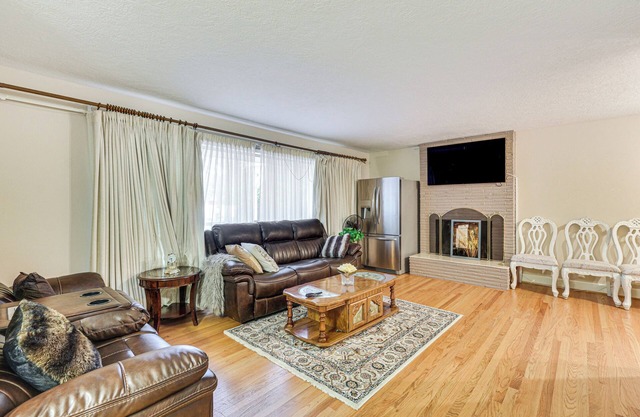 Spacious Portland Area Home w/Fenced Yard