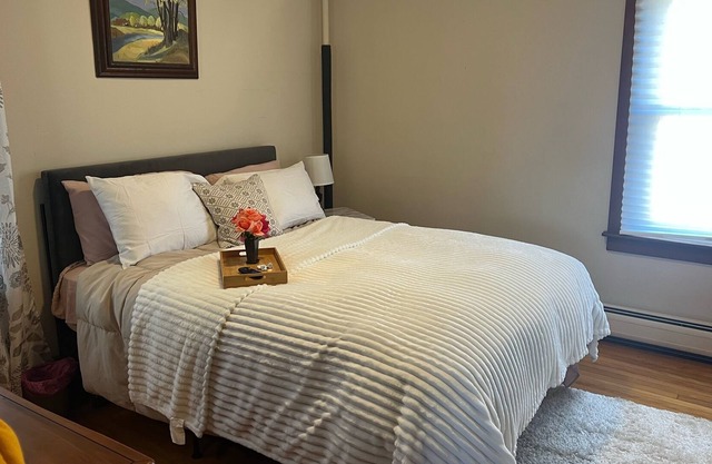 Spacious, private, renovated!