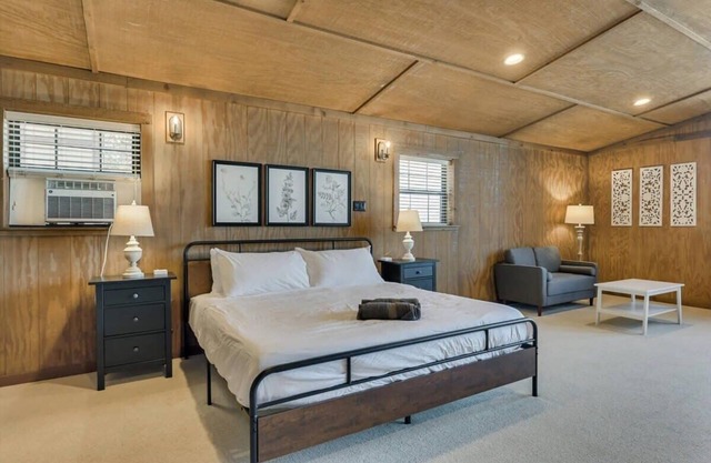 Spacious Ranch Style Home w/Cinema Room