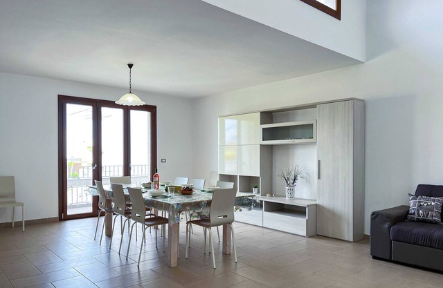 Spacious Renovated Apartment in Racale, Comfort in the Heart of Salento
