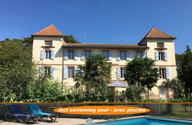Spacious room with swimming pool (Toulouse-Albi)