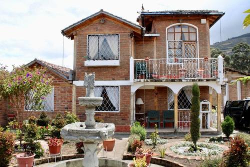 Spacious Rustic Villa - San Isidro, Carchi