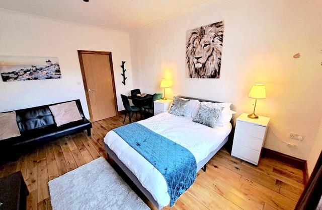 Spacious Studio Apartment Between Kings Cross & Angel