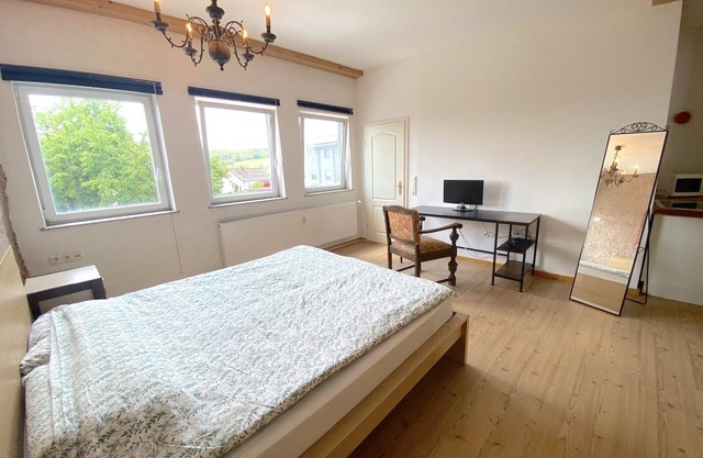 Spacious studio near Luxembourg