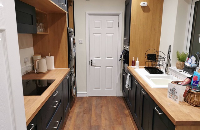 Spacious & Stylish Pet-Friendly Home – Perfect for Short or Long Stays