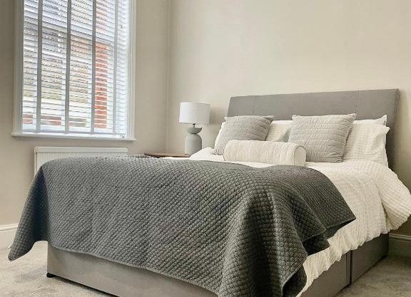 Spacious Townhouse Room in the heart of Malton