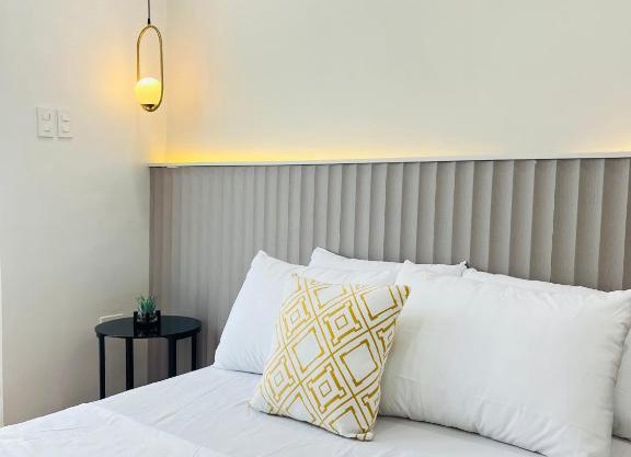 Spacious Transient House Near Nasugbu Beach