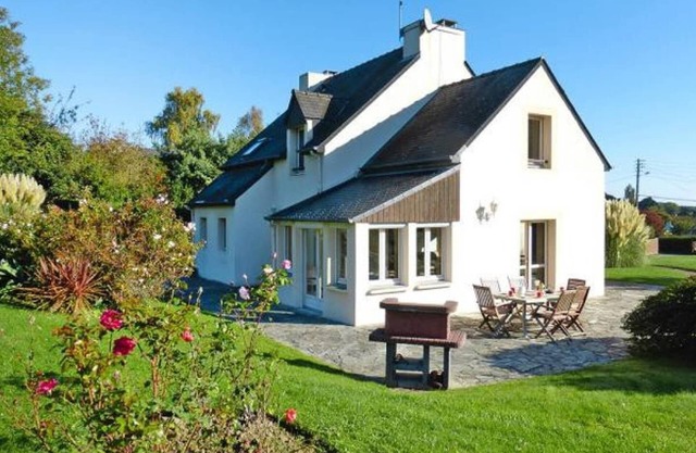 Spacious villa sleeps 15 5 minutes from the beach 5 bedrooms 3 bathrooms
