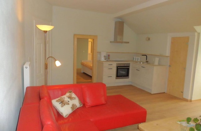 Spacious vacation apartment (50 sqm) for up to 2 people with TV