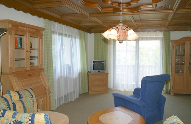 Spacious vacation apartment with balcony