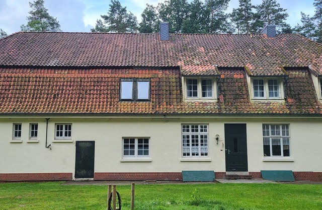 Spacious vacation home on 19 hectares of woodland in a secluded location