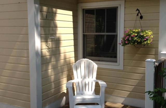 Spacious Victorian in Ogunquit!
