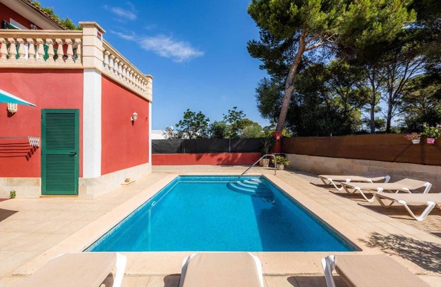 Spacious Villa Malena in Rural Area Close to the Sea with Sea View, Wi-Fi & Pool
