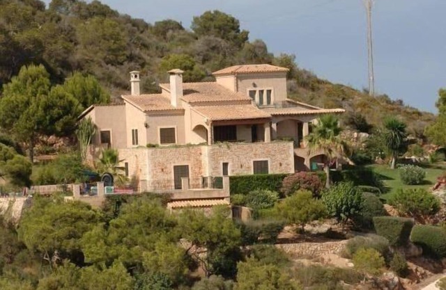 Spacious villa with stunning views of Cala D'or, Porto Petro and Porto Colom
