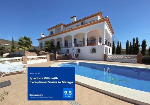 Spacious Villa with Exceptional Views in Malaga