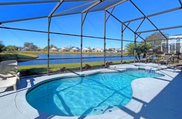 Spacious Villa with Pool, Spa and Incredible lake views