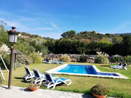 Spacious Villa with Private Pool, Mountain View, in Ubriquea