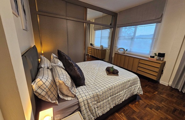 SpaciousCharming 3-bedroom house with AC and WiFi in Chaingmai city.