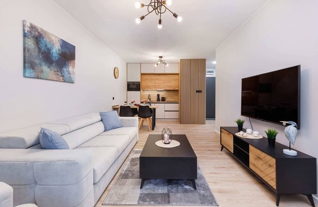 Spadochroniarzy 4A | A/C | Gym | Jacuzzi | Sauna