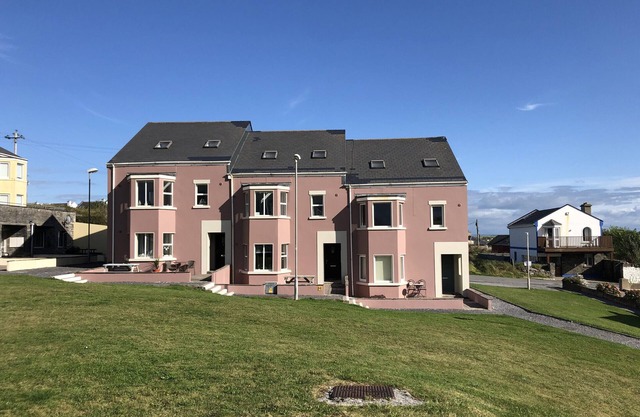 Spanish Cove Holiday Home Sleeps 5