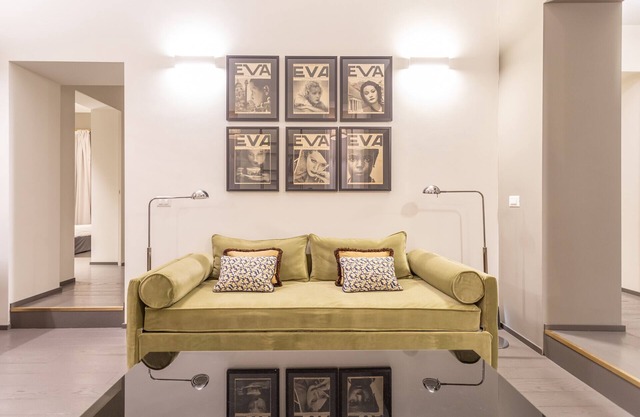 Spanish Steps Deluxe Apartment
