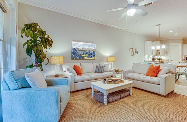 Sparkling Amelia Island Grnd Lvl 2Br 2Ba, Close to Ritz, Short Walk to Beach