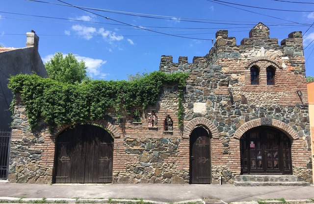 Special Castel