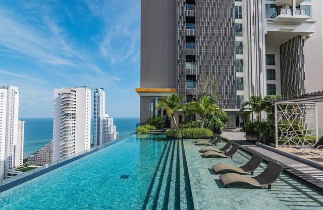 ⚡Special deal⚡2BR Direct SeaView⚡Luxury @ Riviera - Muang Pattaya