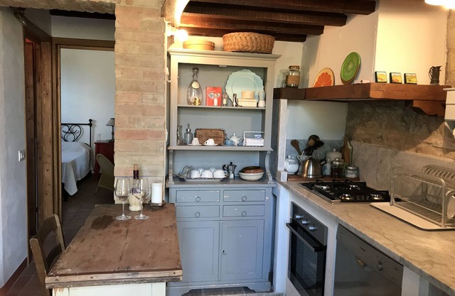 Special offer Newly renovated fine detached villa with fireplace.