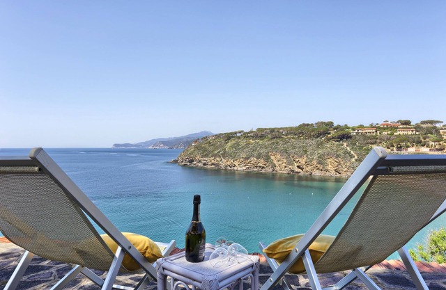 special offer elba island mono directly on the sea free wifi