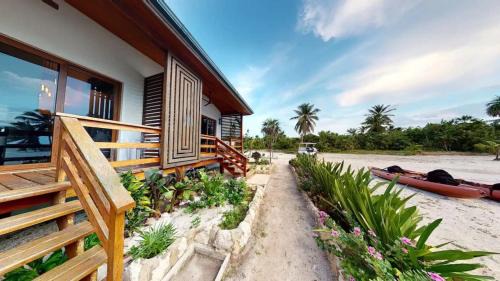 Special Offer Oceanfront Private Estate By Alom