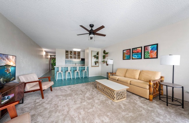 Special Rate! Close to Downtown, One-bedroom at Kalanikai