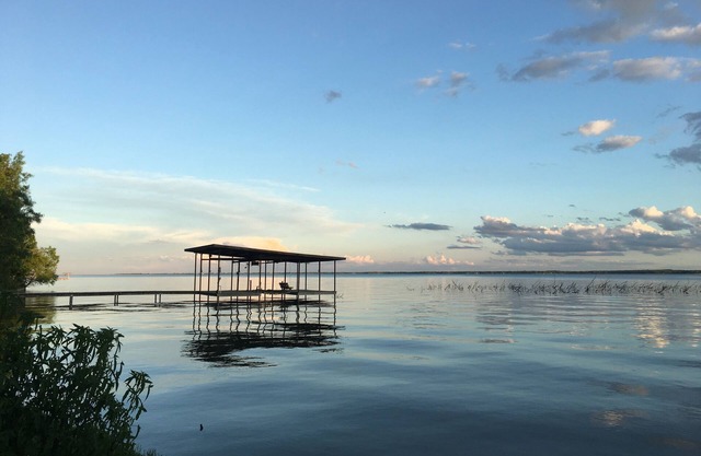 SPECIAL RATES ON CERTAIN DATES - LAKE-HOUSE