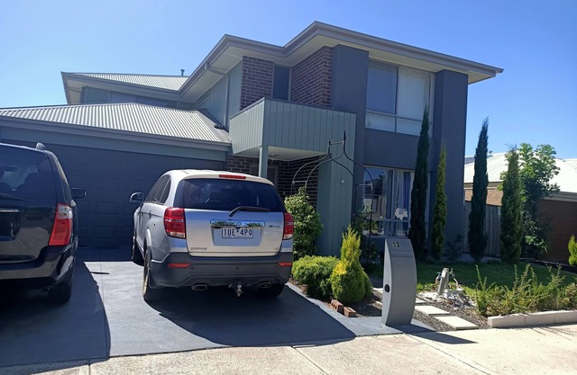 Specious five bedrooms with access to swimming pool and gym.