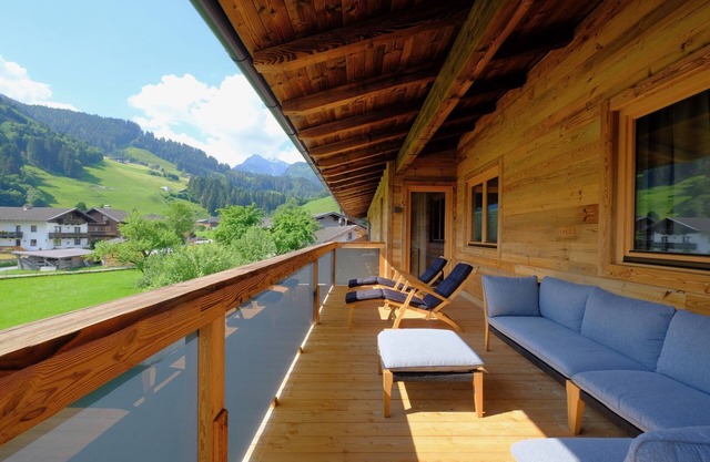 Spectacular penthouse on 110 sqm with sauna in the Kitzbühel ski ressort