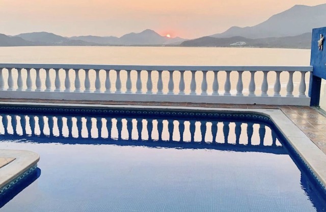 Spectacular views! With a stunning sunsets.