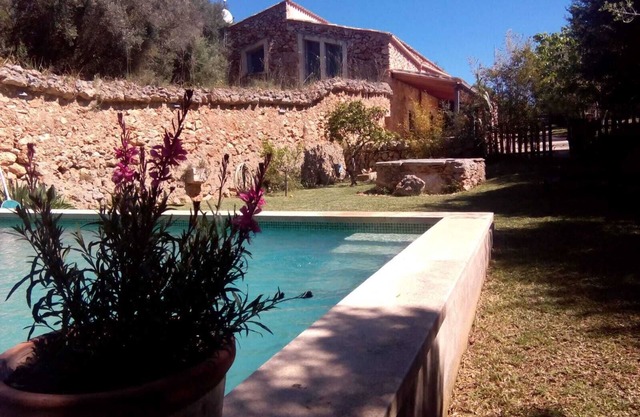 Spectacular country house, centenary, with pool in Sencelles.