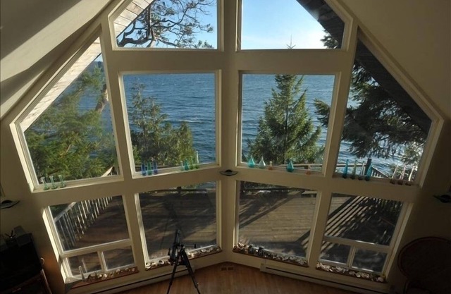 Spectacular Hood Canal Views/Olympic National Park/Brinnon Waterfront House