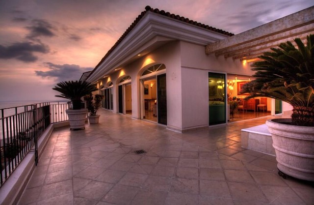 Spectacular Ocean Front Penthouse